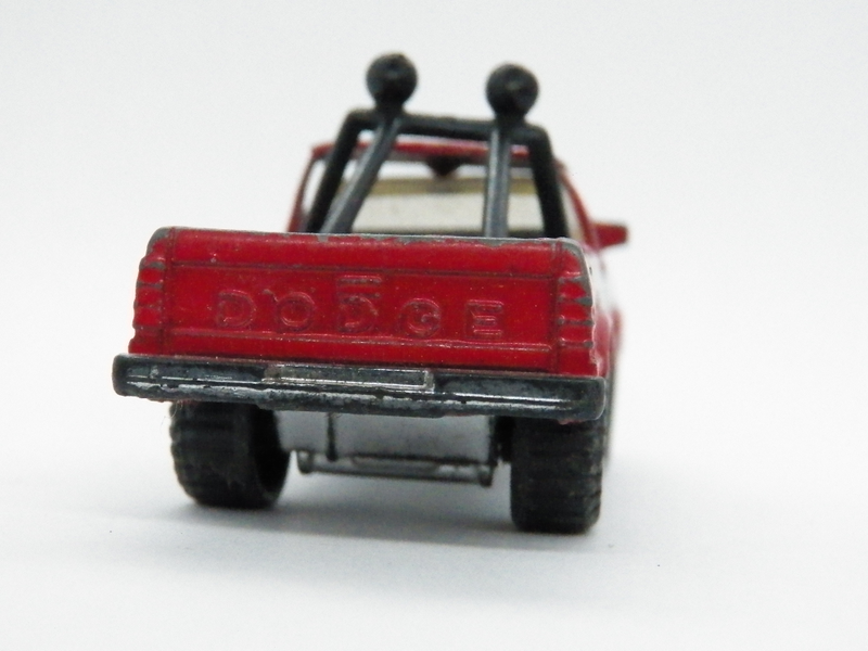 Illustration for article titled Matchbox 1:64 Dodge Dakota St